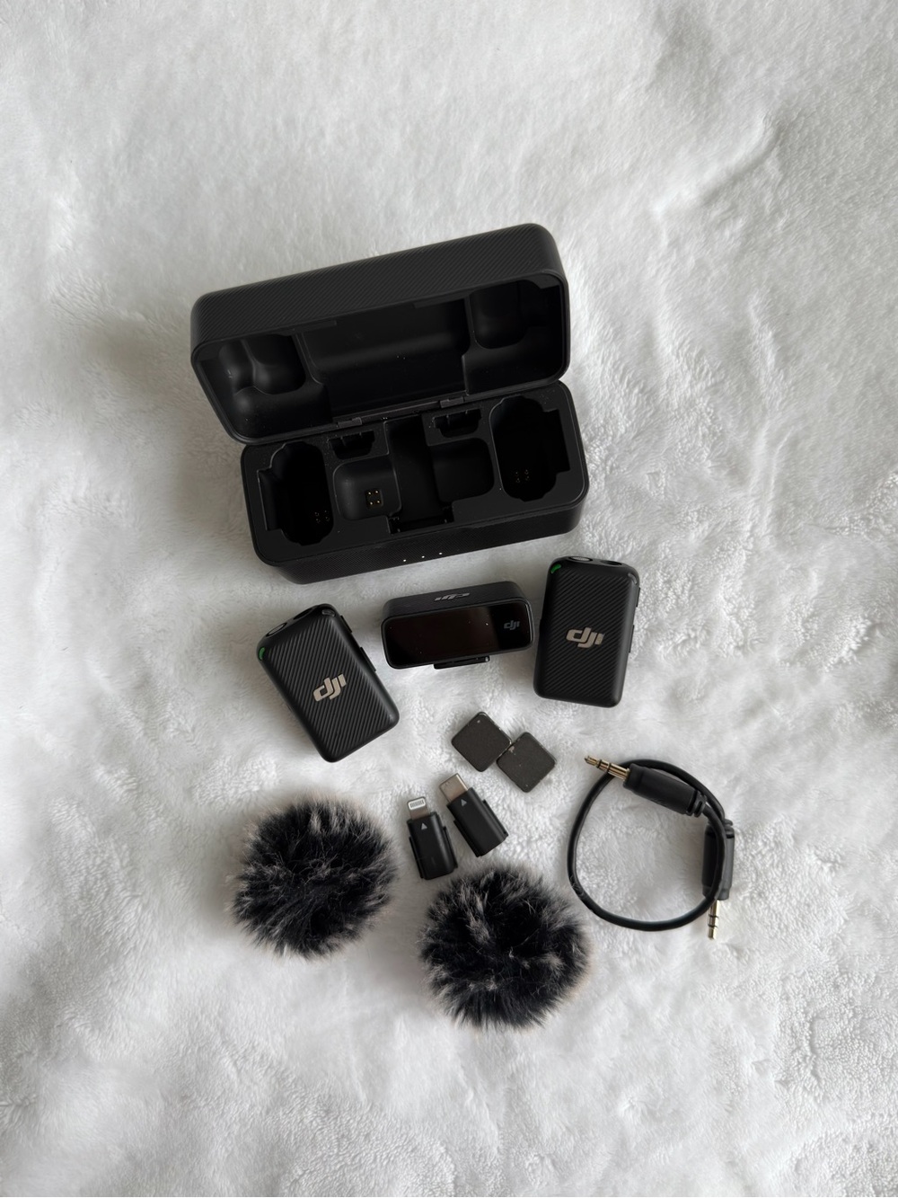 DJI Wireless Lavalier Microphone Kit with Charging Case